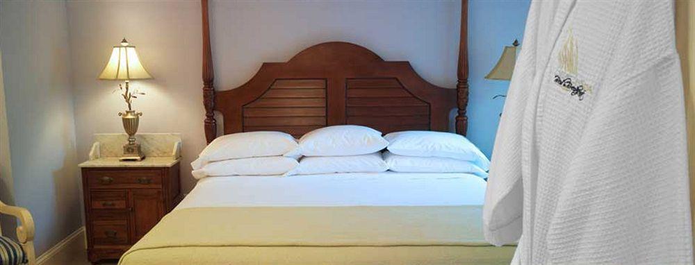 Beach Spa Bed & Breakfast Virginia Beach Extérieur photo