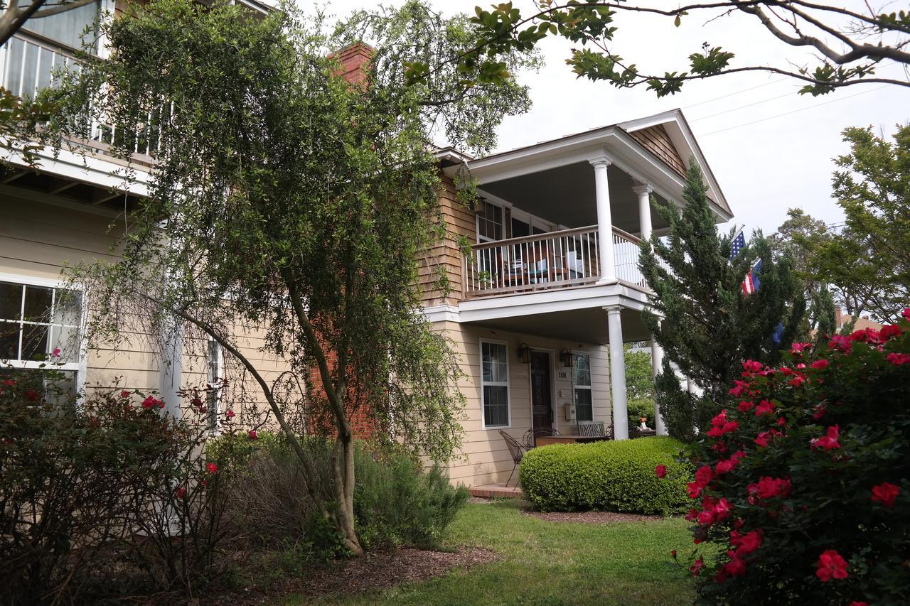 Beach Spa Bed & Breakfast Virginia Beach Extérieur photo
