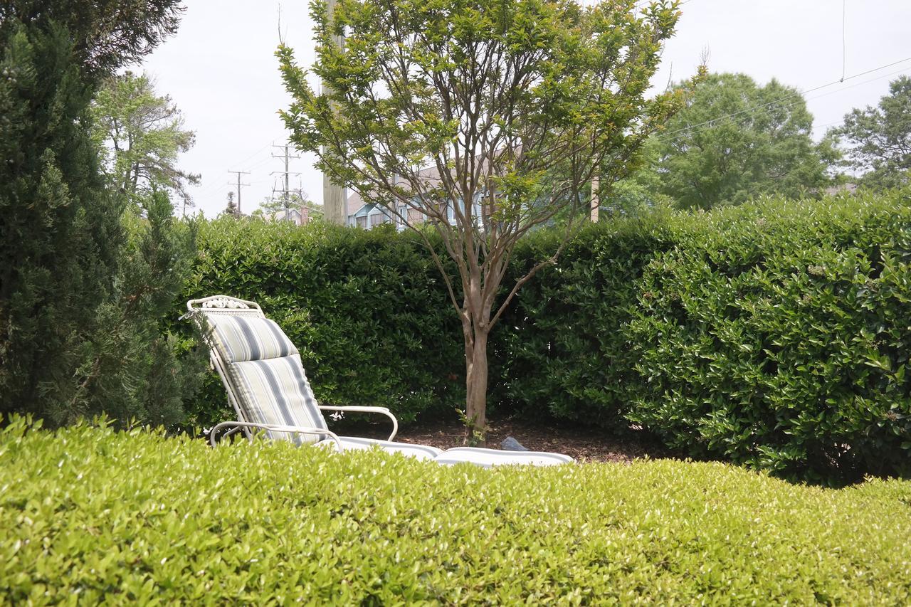 Beach Spa Bed & Breakfast Virginia Beach Extérieur photo