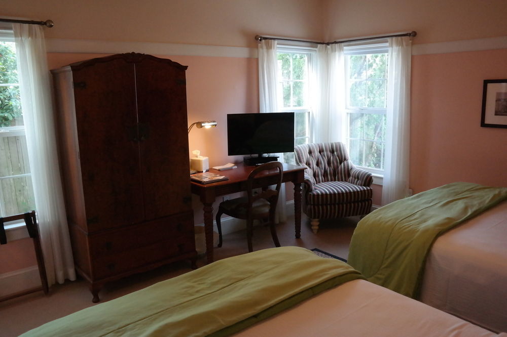 Beach Spa Bed & Breakfast Virginia Beach Extérieur photo