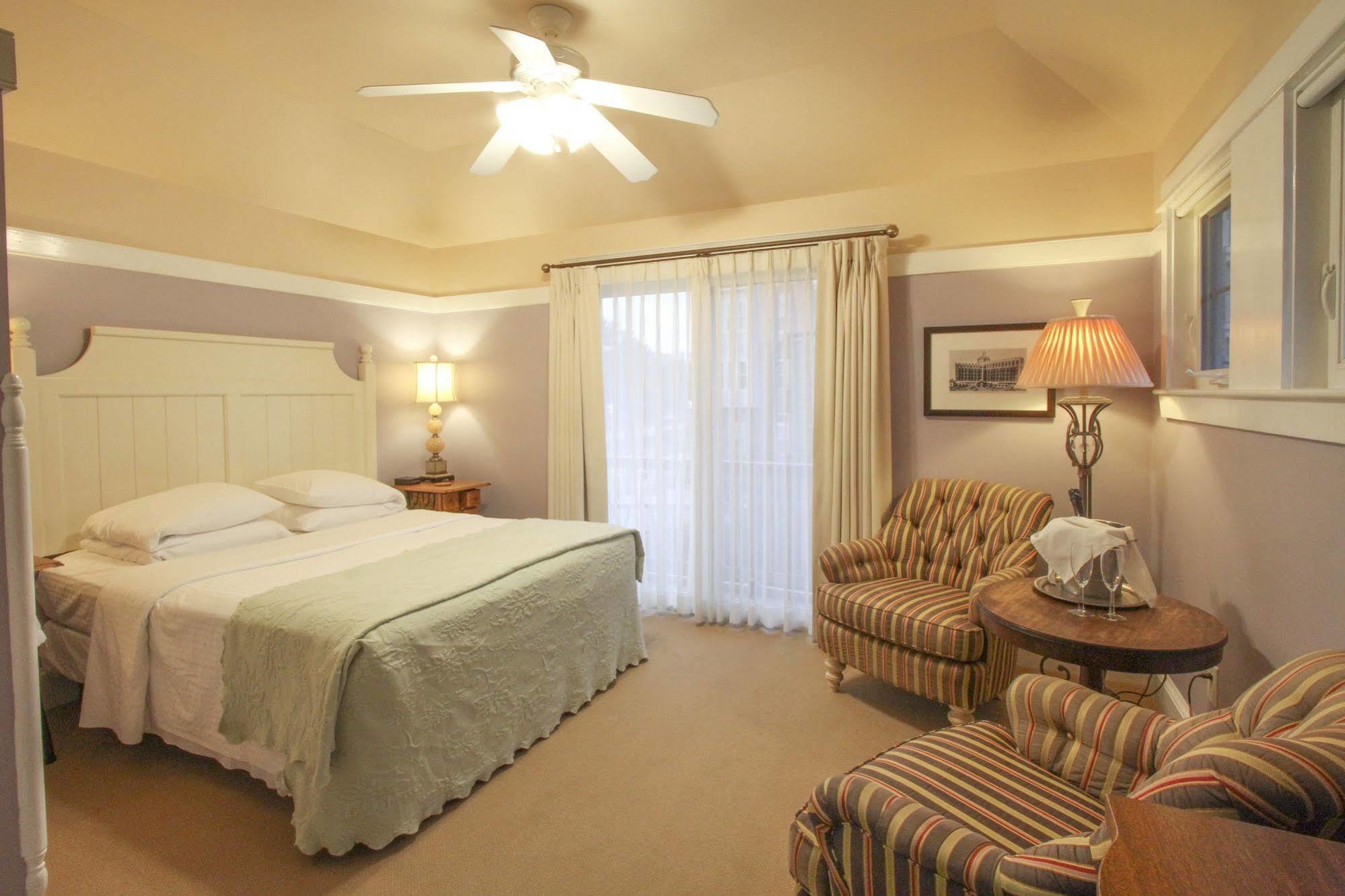Beach Spa Bed & Breakfast Virginia Beach Extérieur photo