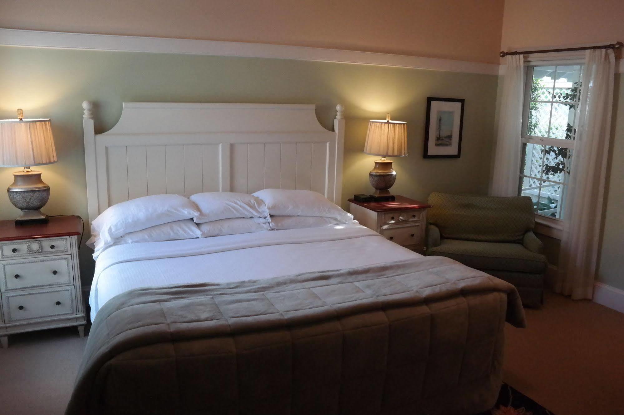 Beach Spa Bed & Breakfast Virginia Beach Extérieur photo